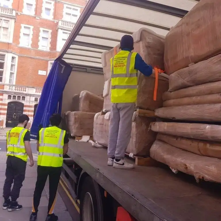 📋 Top 10 Moving Mistakes (and How London Movers Help You Avoid Them)