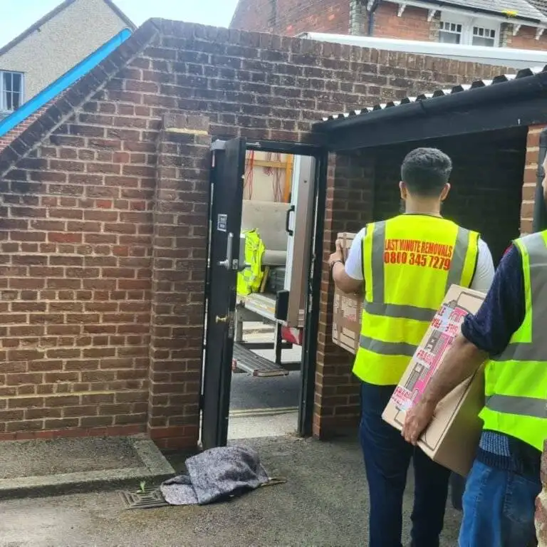 From the Third Floor to the Other Side of Town – Flat Removals Made Easy