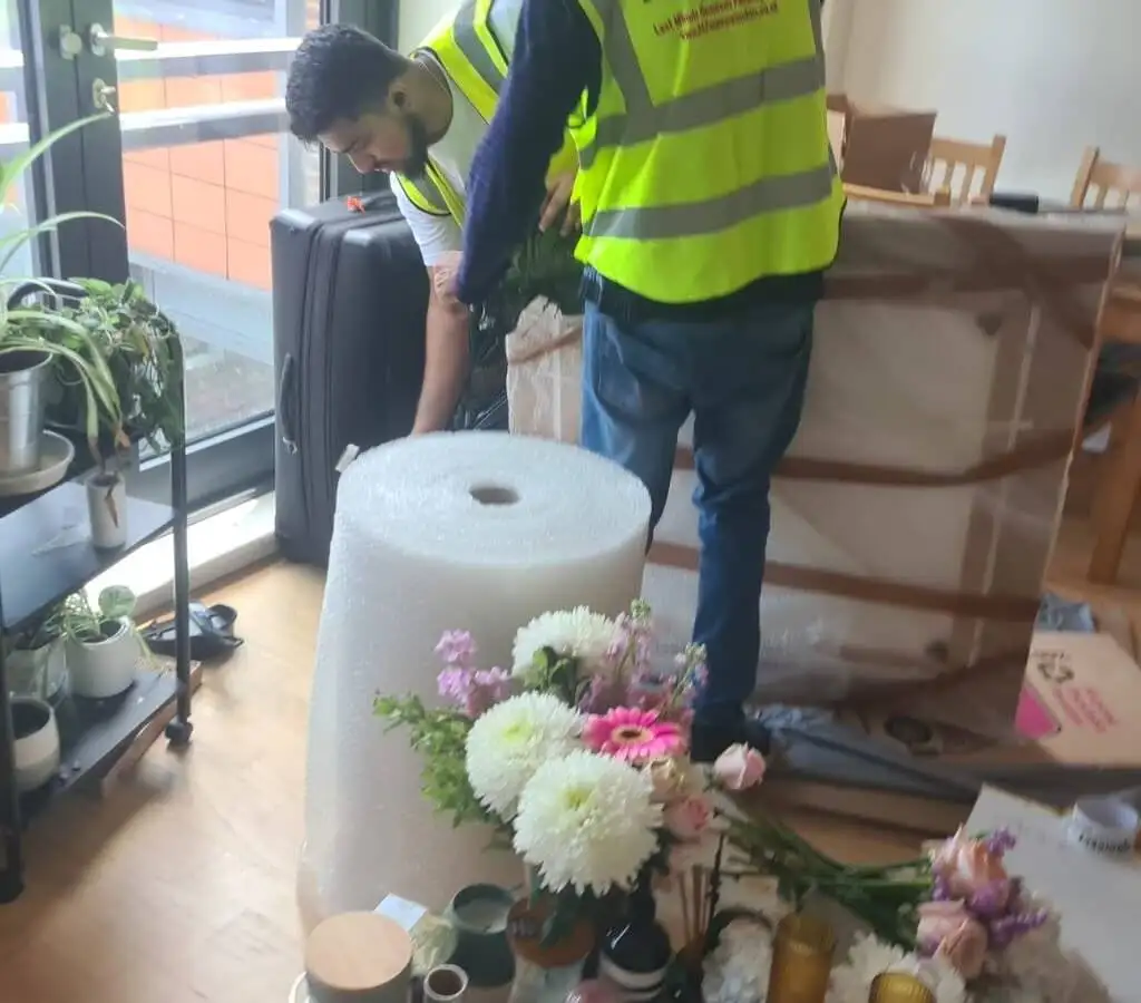 WC2’s Packing Pros-Because Your Belongings Deserve Better