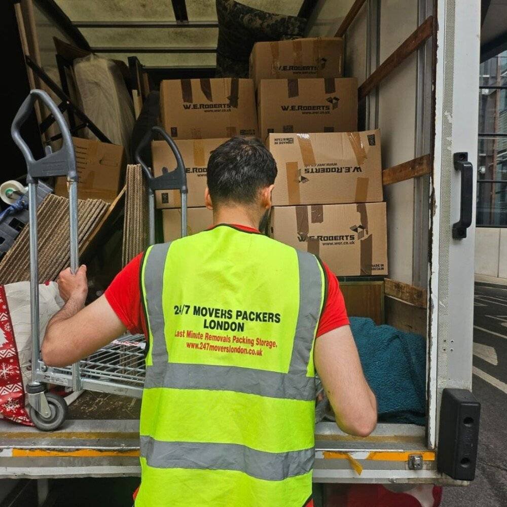 EXPERT HOUSE REMOVALS LONDON-SECURE AND EFFICIENT MOVES