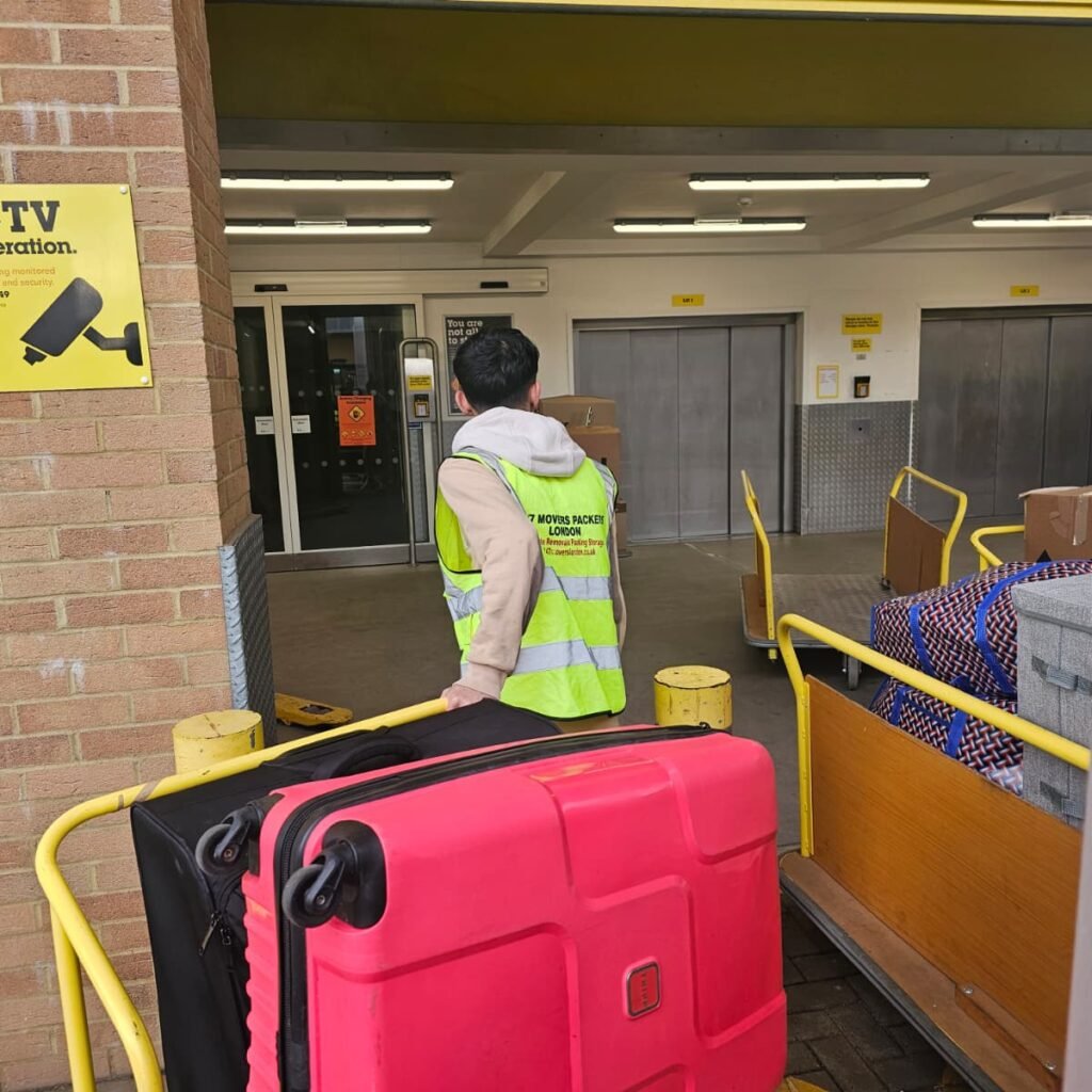 removals, packing and storage in London