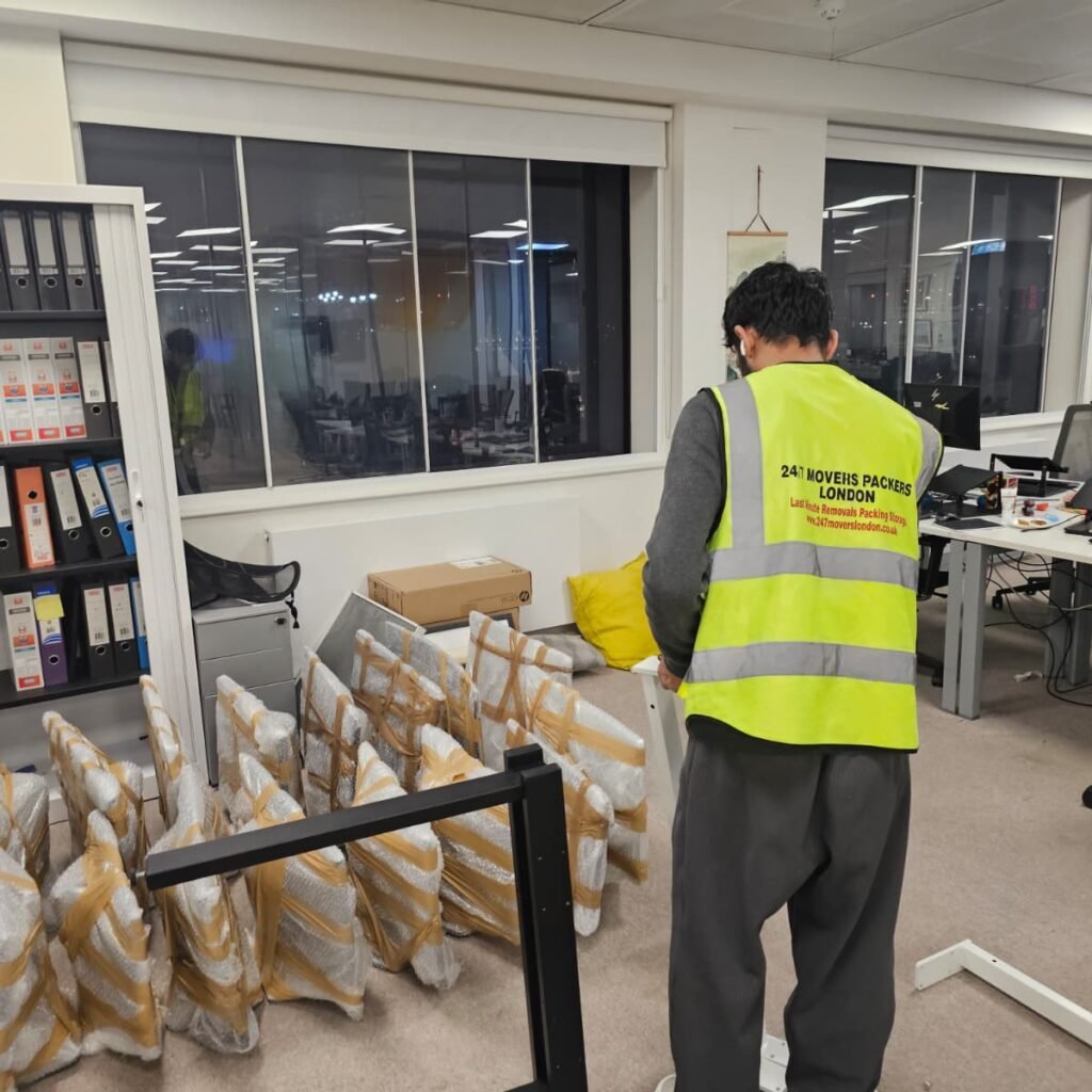 office removals Piccadilly Circus W1