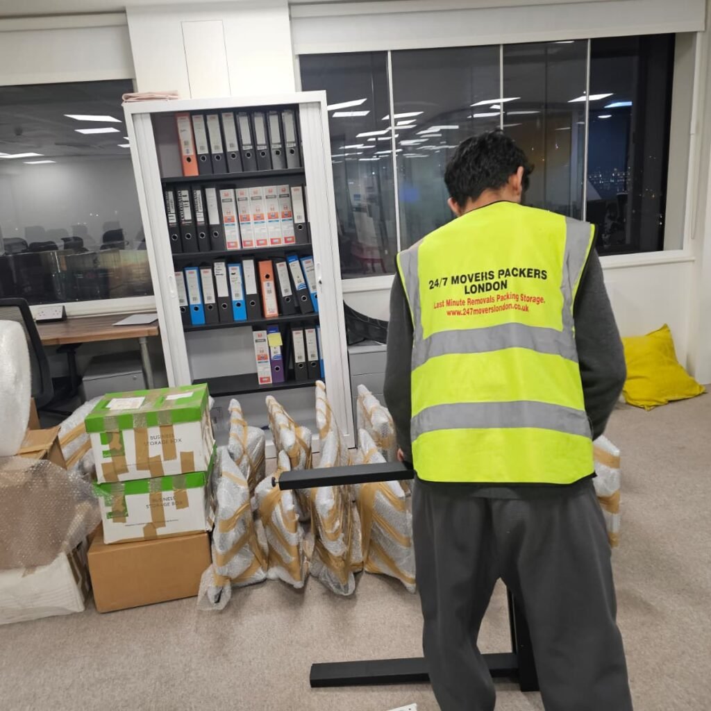 office removals Piccadilly Circus W1